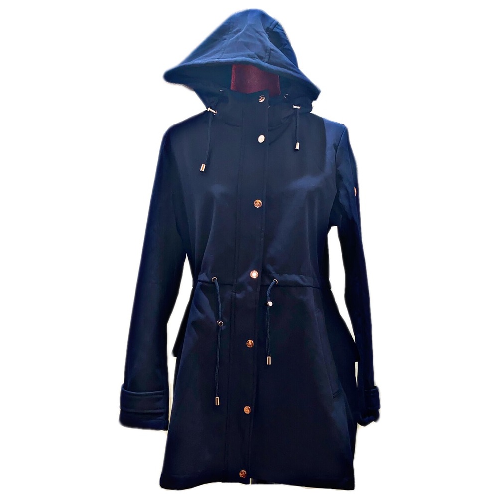 SOLD!!   Jessica Simpson Black Ruffle Back (L) Anorak! NWT - Picture 3 of 5